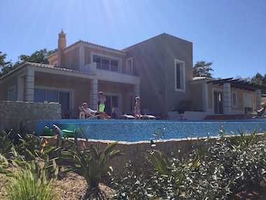VILLA 235